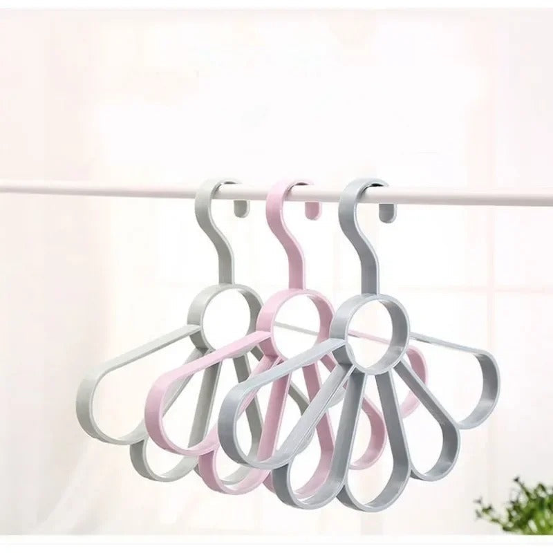 Pack of 2 Flower 5 Ring Hanger