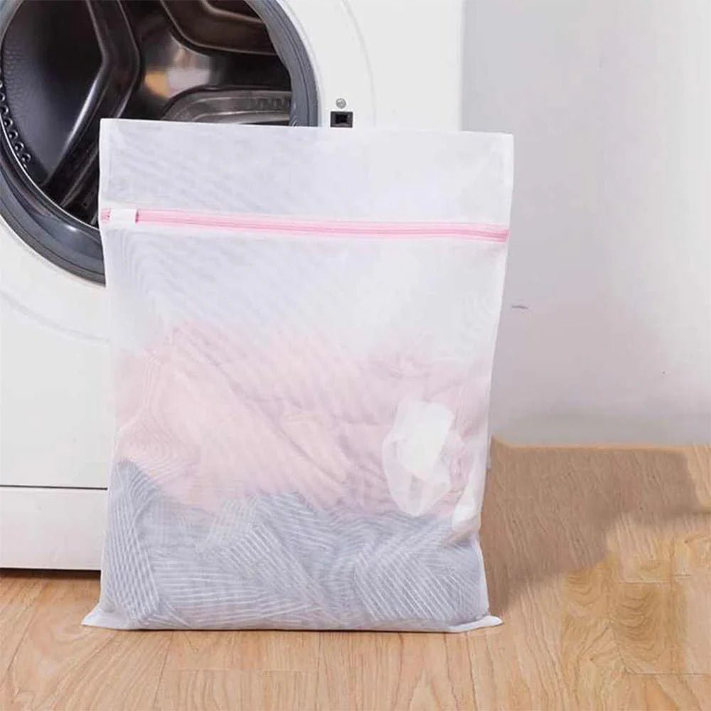 Pack of 2 Mesh Laundry Bag – Zippered Washing Machine Protection Net Pouch