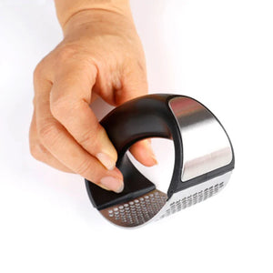Garlic Press Crusher – Stainless Steel Garlic Mincer | Easy Grip Ginger & Garlic Crusher Tool