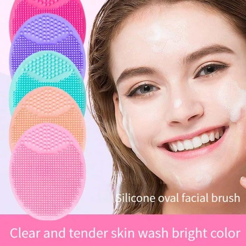 Soft Silicone Face Scrubber – Gentle Exfoliating Face Wash Brush