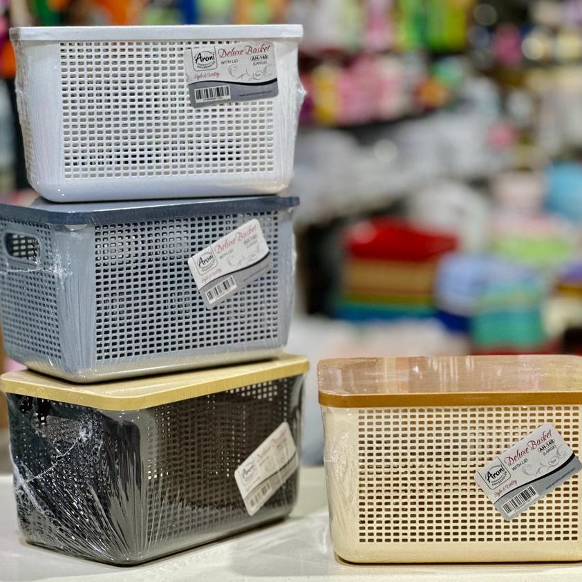 Deluxe Storage Basket With Lid