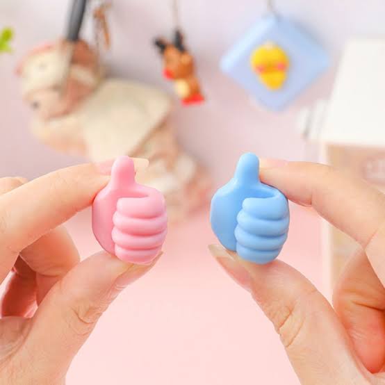 Creative Multipurpose Silicone Thumb Up Shaped Wall Hook (2Pcs)