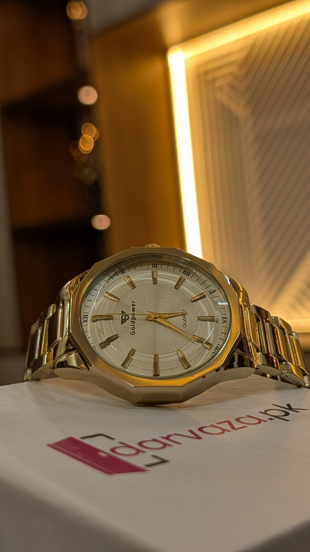 Luxe Chrono Gold Watch Timeless Luxury