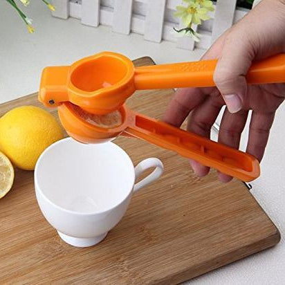 Plastic Lemon Squeezer Fruit Juicer Citrus Squeezer